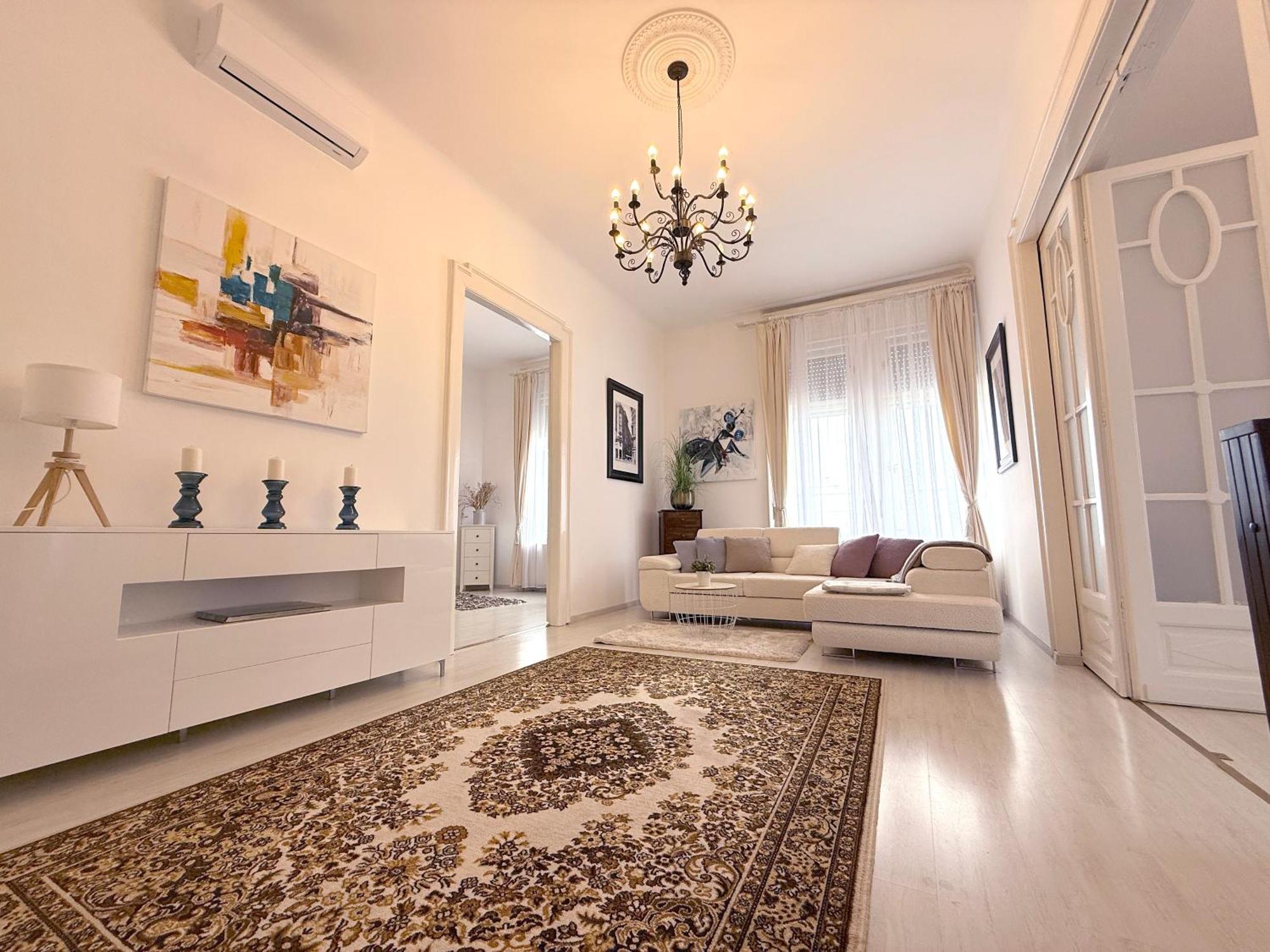 Elegant 125M2 Apartment In Center Of 부다페스트 외부 사진