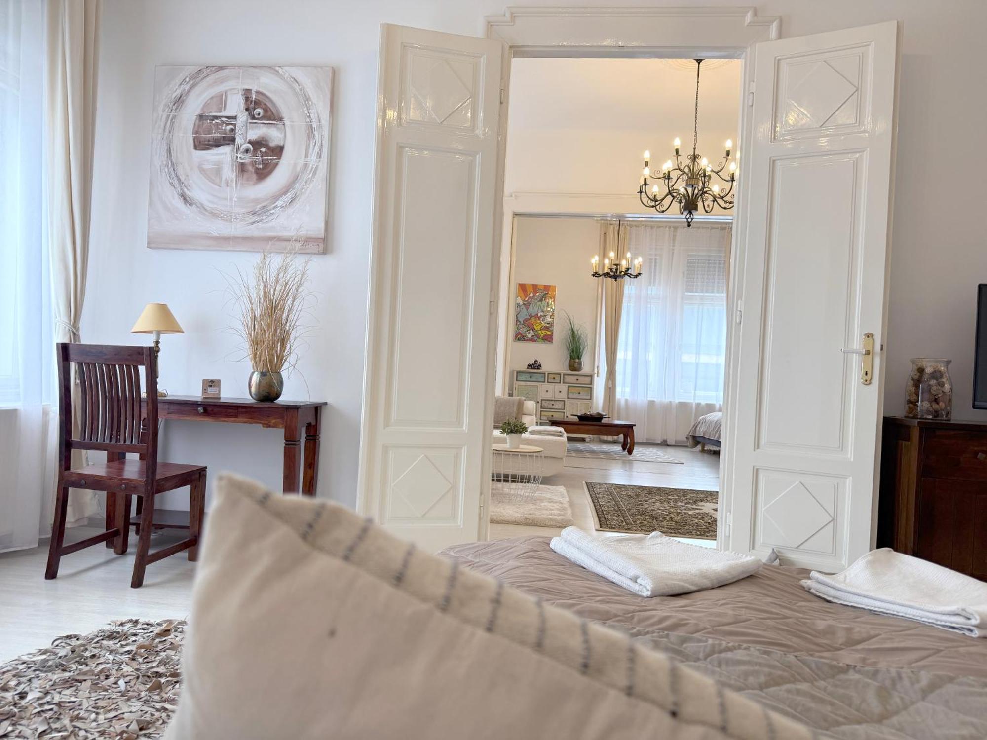 Elegant 125M2 Apartment In Center Of 부다페스트 외부 사진